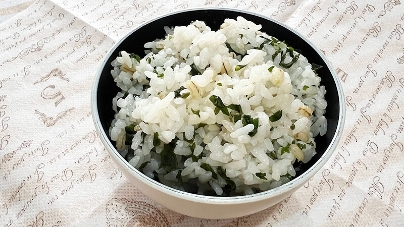 もち麦わかめご飯