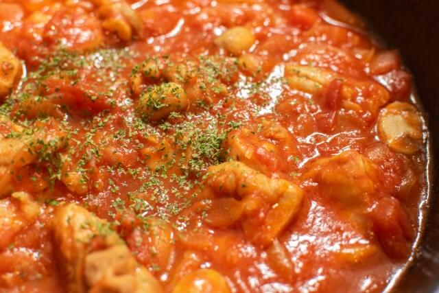 トマトのチキン煮込み
