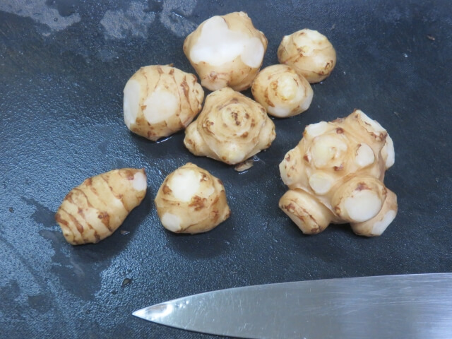 菊芋の皮はむく?